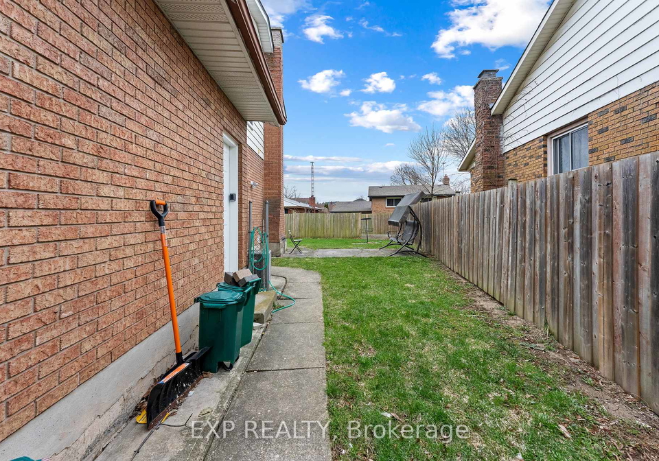 14-baxter-crescent-thorold-ontario-x12997106