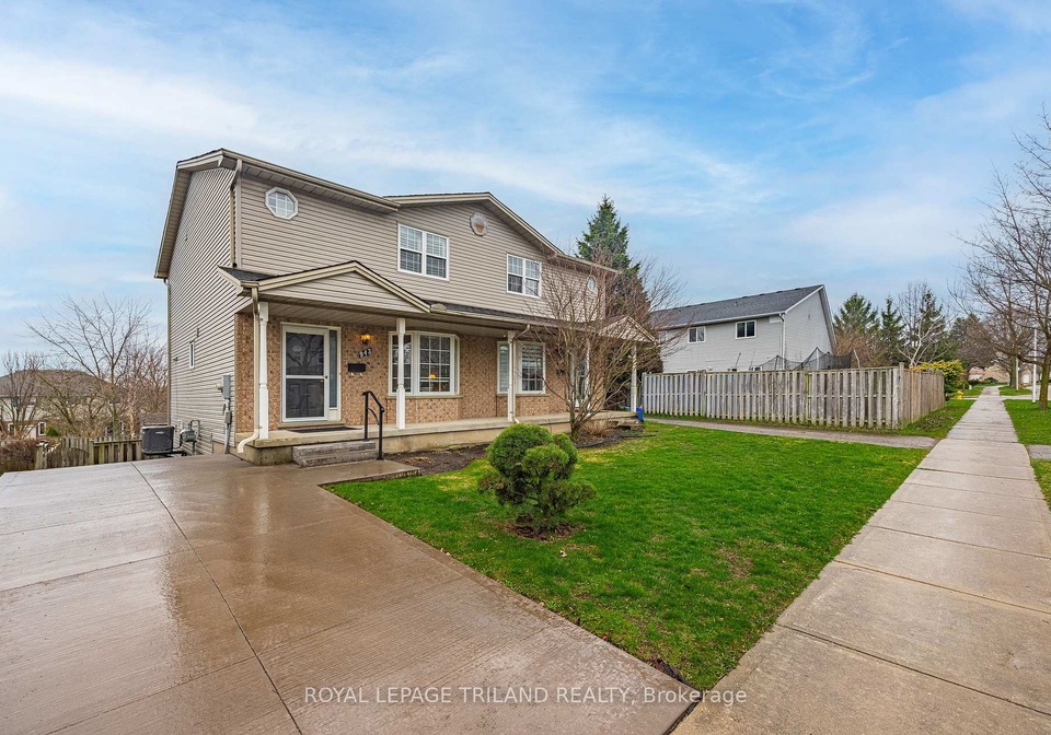 943-thistledown-way-london-north-ontario-x12997284