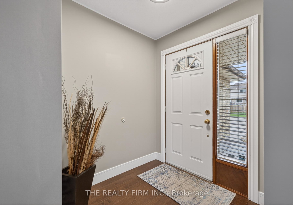 25-la-mantia-avenue-strathroy-caradoc-ontario-x12997326