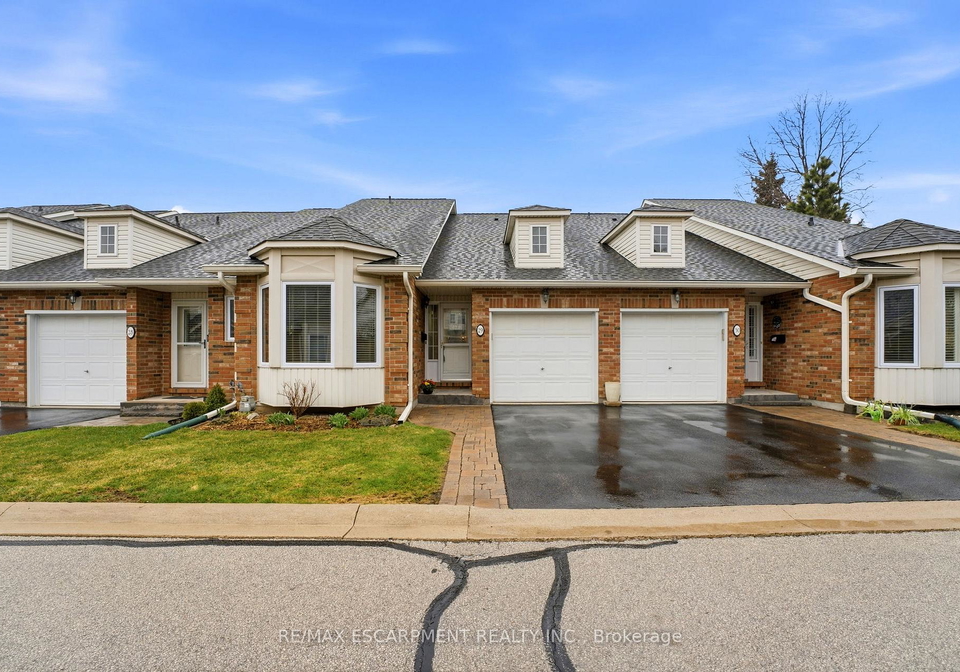 222-fellowes-crescent-hamilton-ontario-x12997350