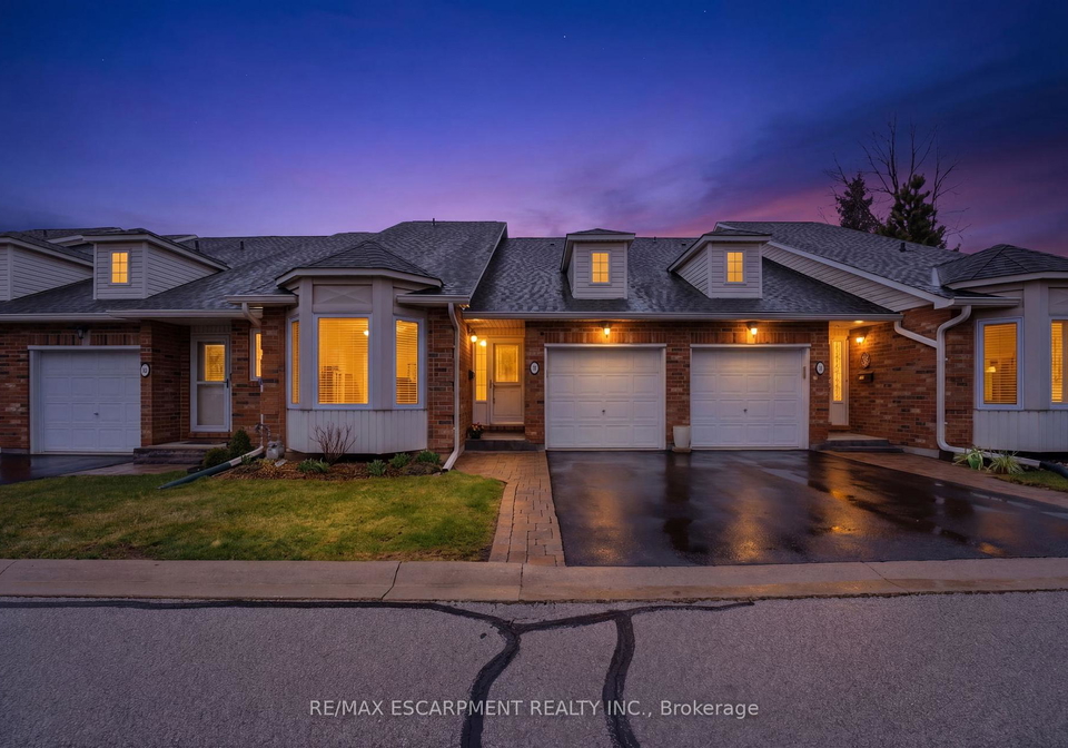 222-fellowes-crescent-hamilton-ontario-x12997350