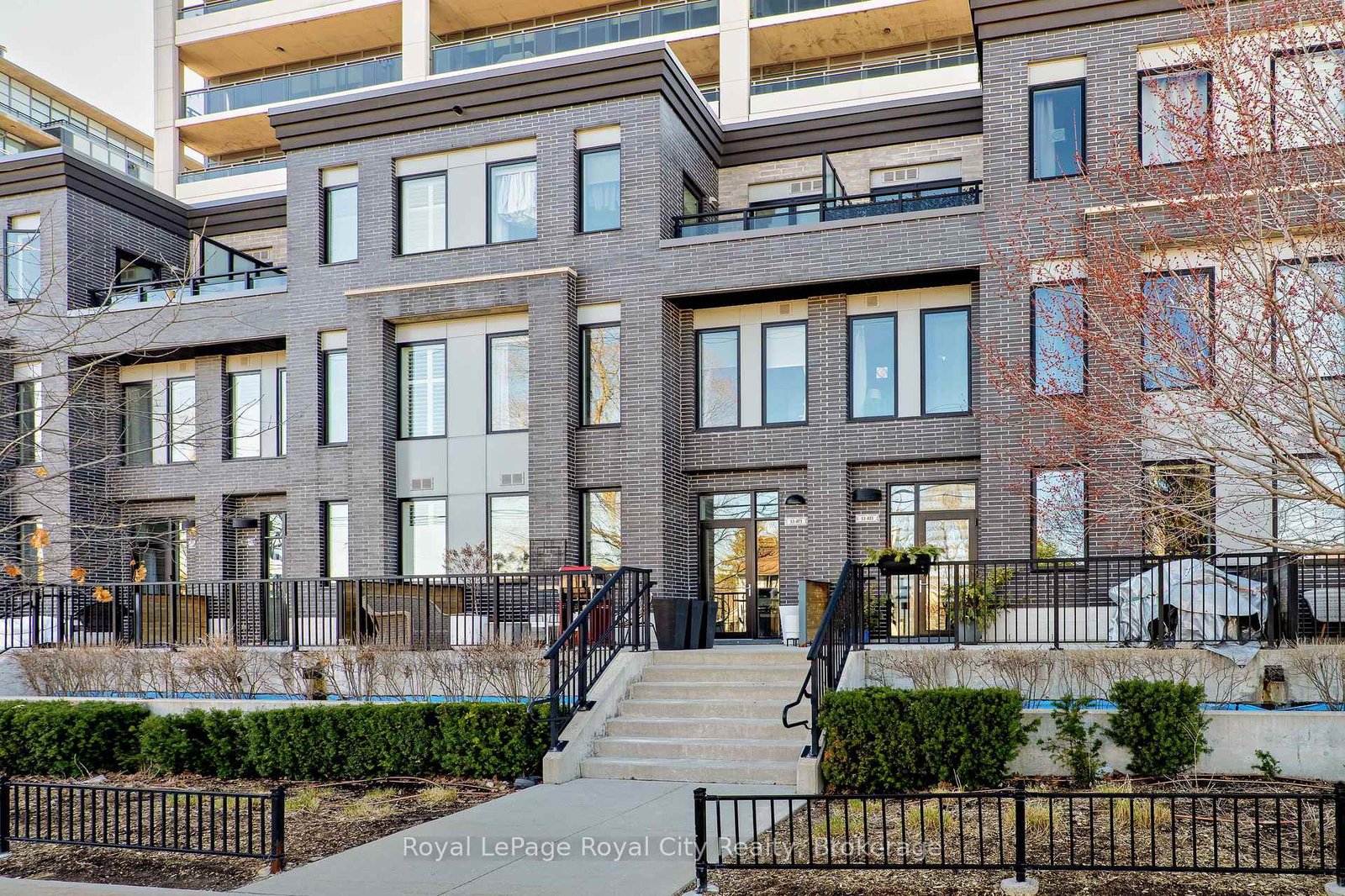 53-arthur-street-s-guelph-ontario-x12997484