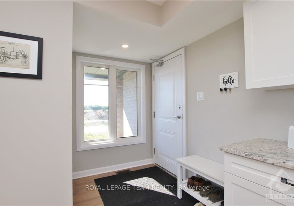 60-affinity-private-ottawa-ontario-x12997652