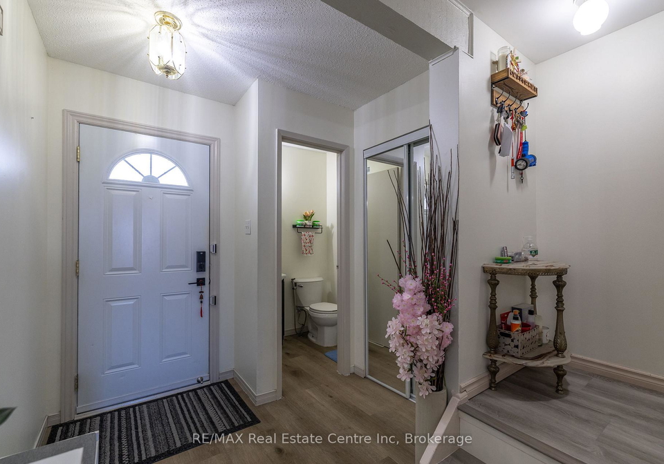 31-greengate-road-guelph-ontario-x12997670
