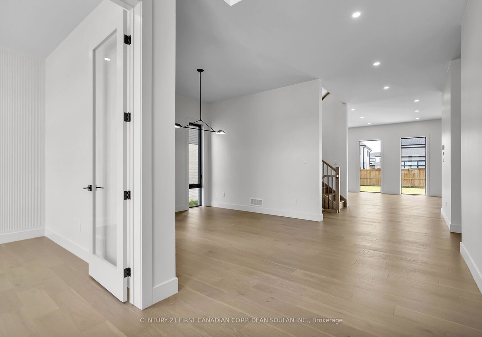 7132-silver-creek-circle-london-south-ontario-x12997766