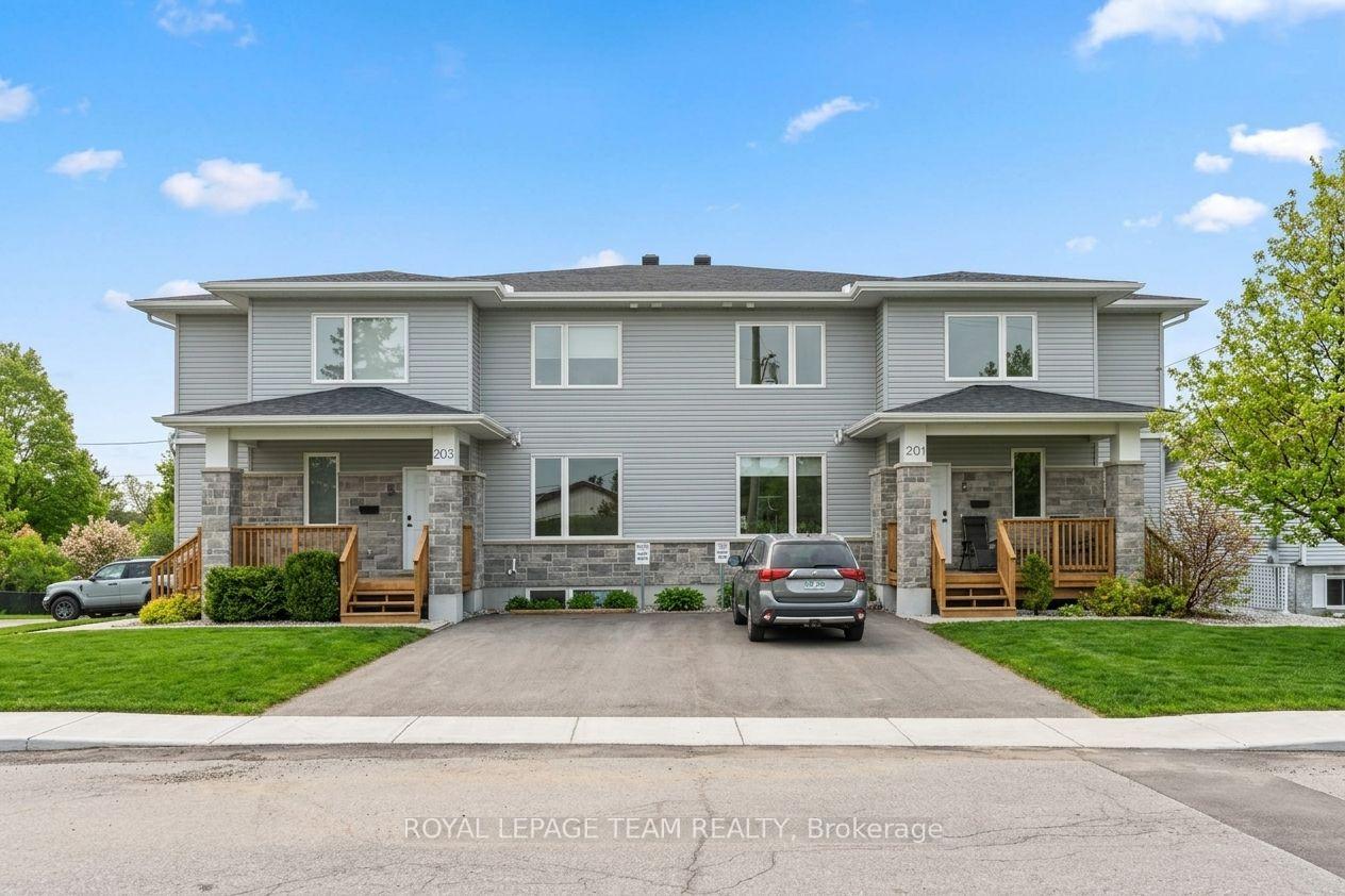 201-teskey-street-mississippi-mills-ontario-x12997778