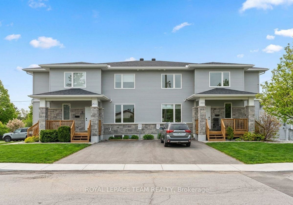 201-teskey-street-mississippi-mills-ontario-x12997778