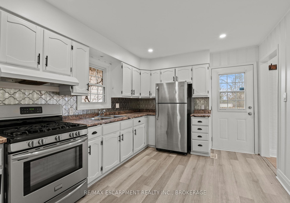15-mccormick-street-welland-ontario-x12998052