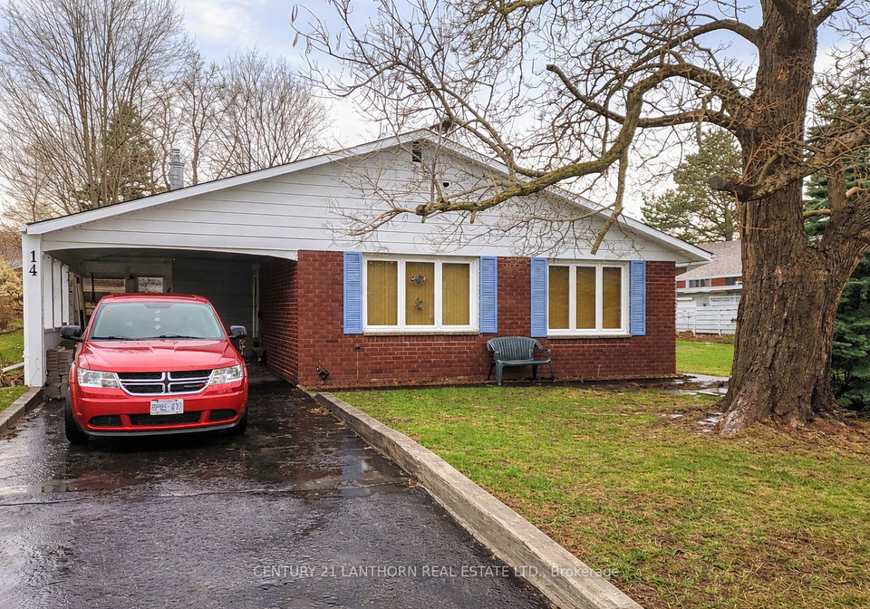 14-spring-street-prince-edward-county-ontario-x12998168