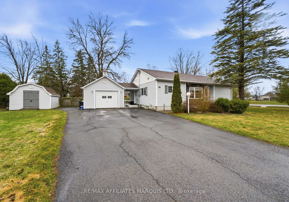 36-maple-street-south-stormont-ontario-x12998212