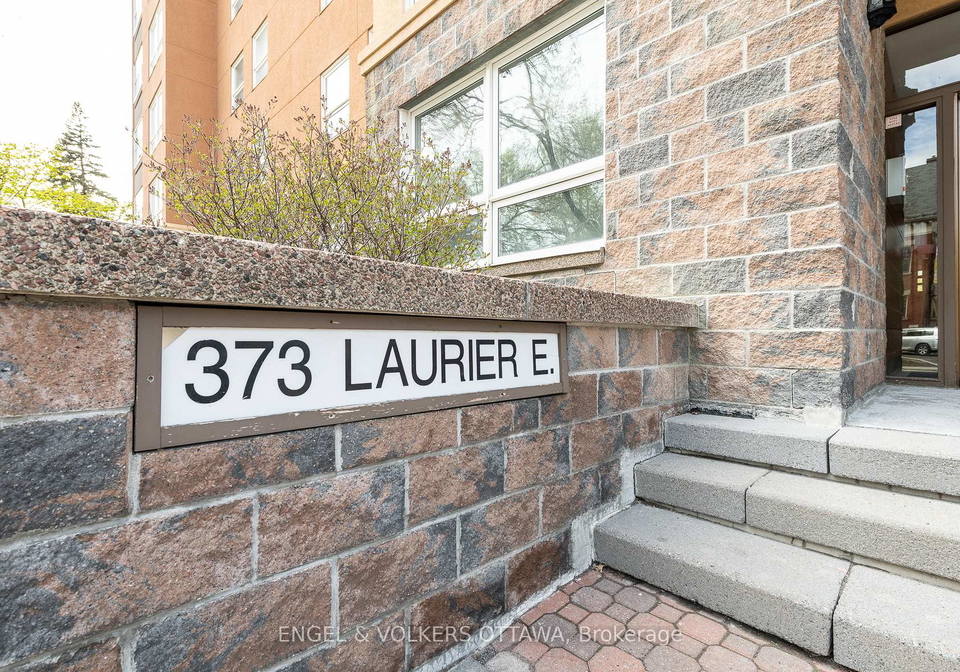 373-laurier-avenue-e-ottawa-ontario-x12998214