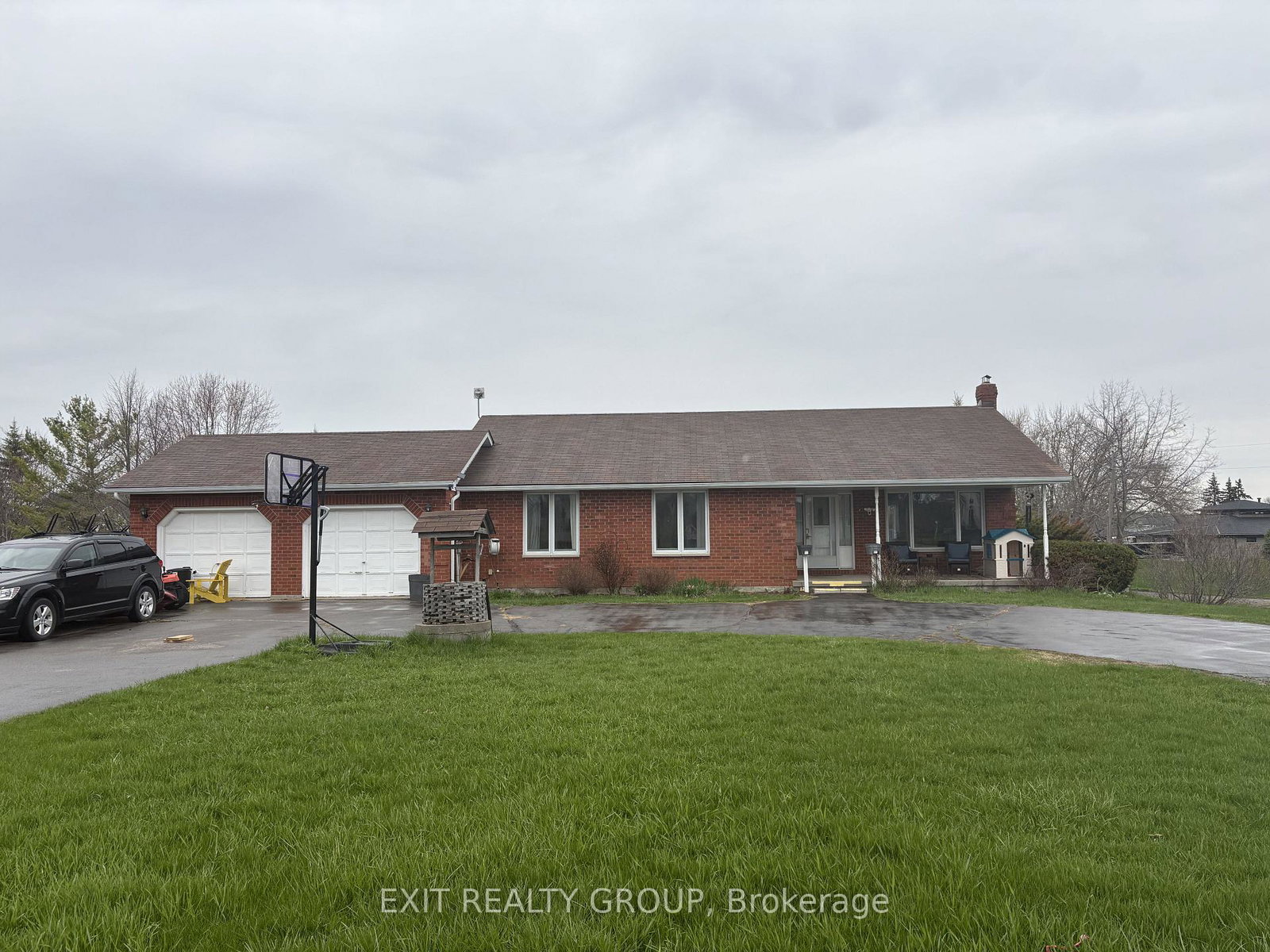 1162-county-road-3-prince-edward-county-ontario-x12998226
