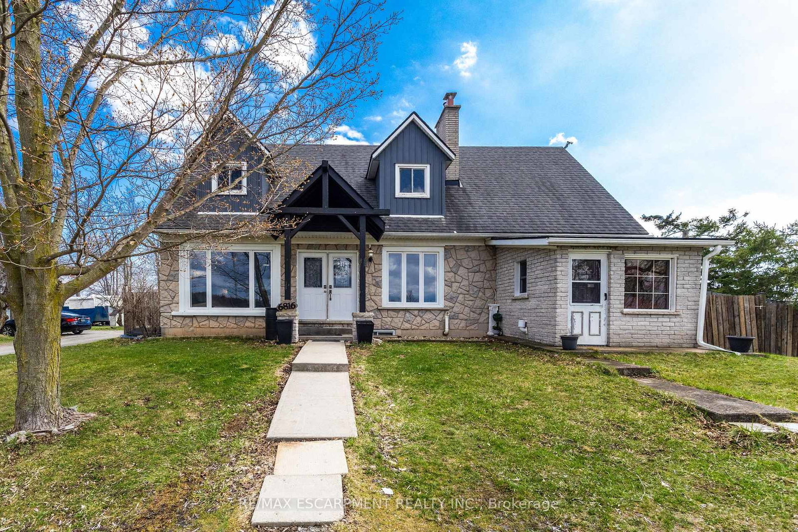 6816-regional-road-65-west-lincoln-ontario-x12998366