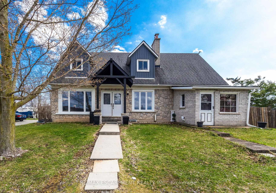 6816-regional-road-65-west-lincoln-ontario-x12998366