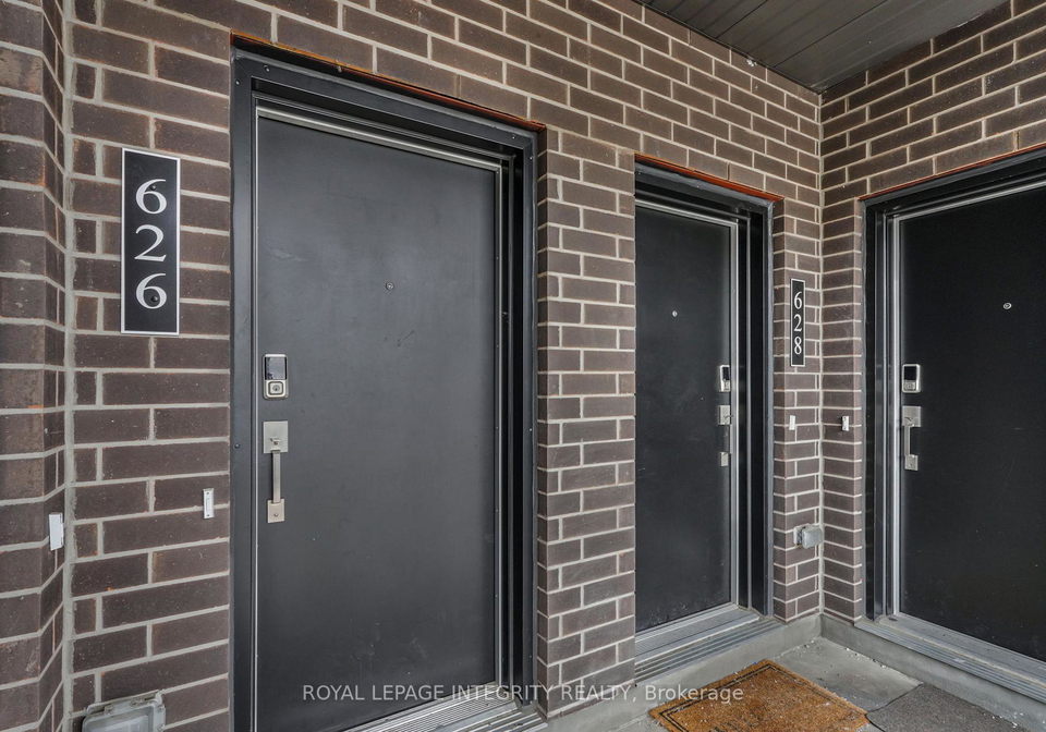 626-mishi-private-ottawa-ontario-x12998382