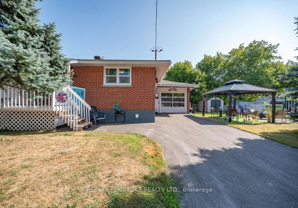335-willard-street-pembroke-ontario-x12998628