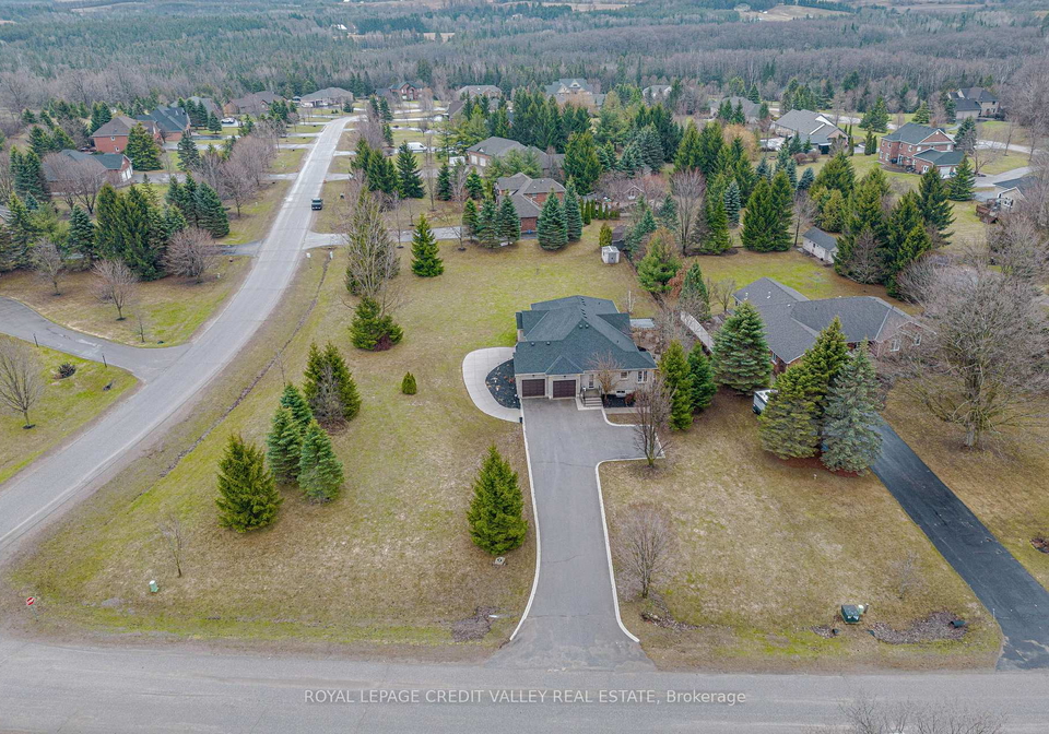48-rayburn-meadows-road-east-garafraxa-ontario-x12998836