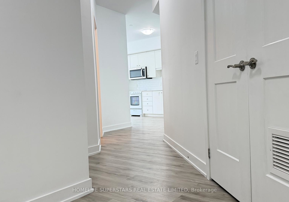 110-fergus-avenue-kitchener-ontario-x12998846