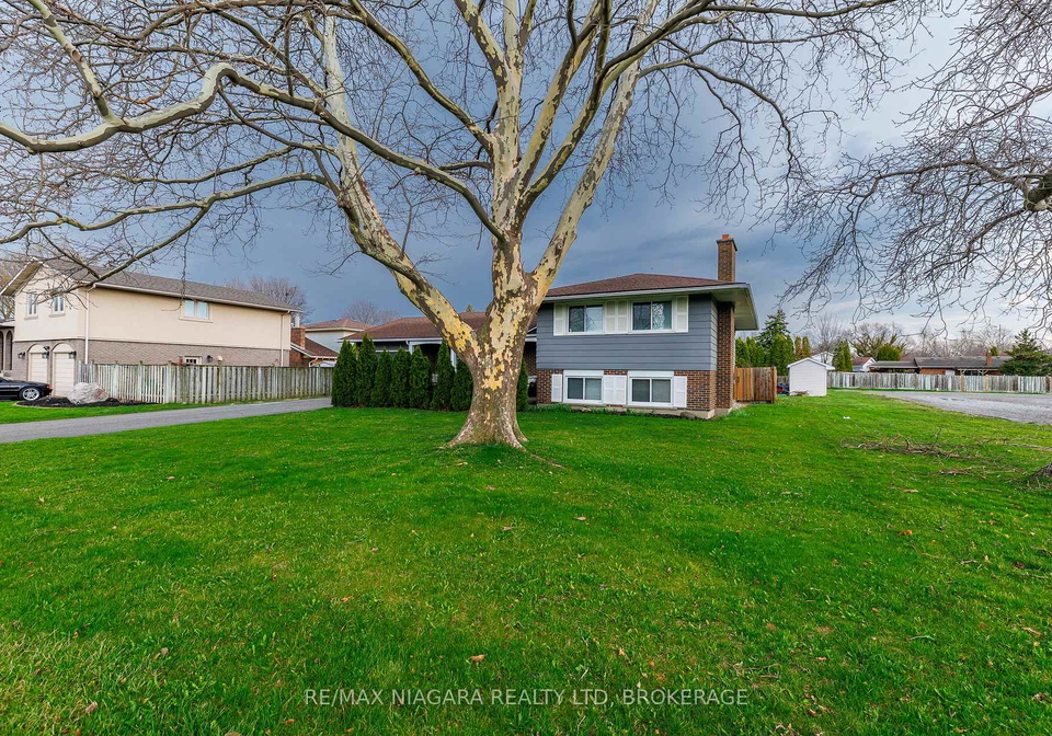 1-royal-henley-boulevard-st-catharines-ontario-x12999410