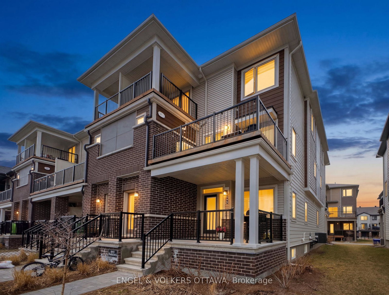 149-anthracite-private-ottawa-ontario-x12999424