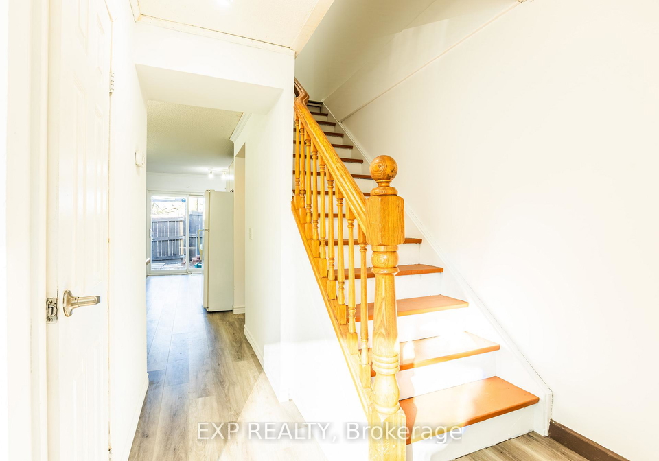 121-university-avenue-e-waterloo-ontario-x12999526