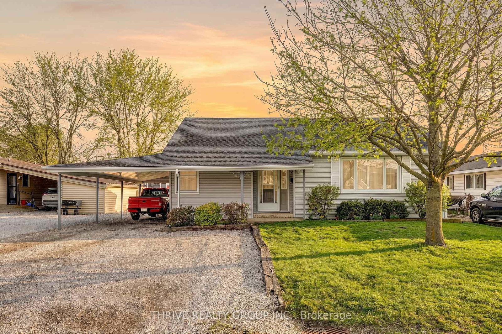 131-water-street-chatham-kent-ontario-x12999586