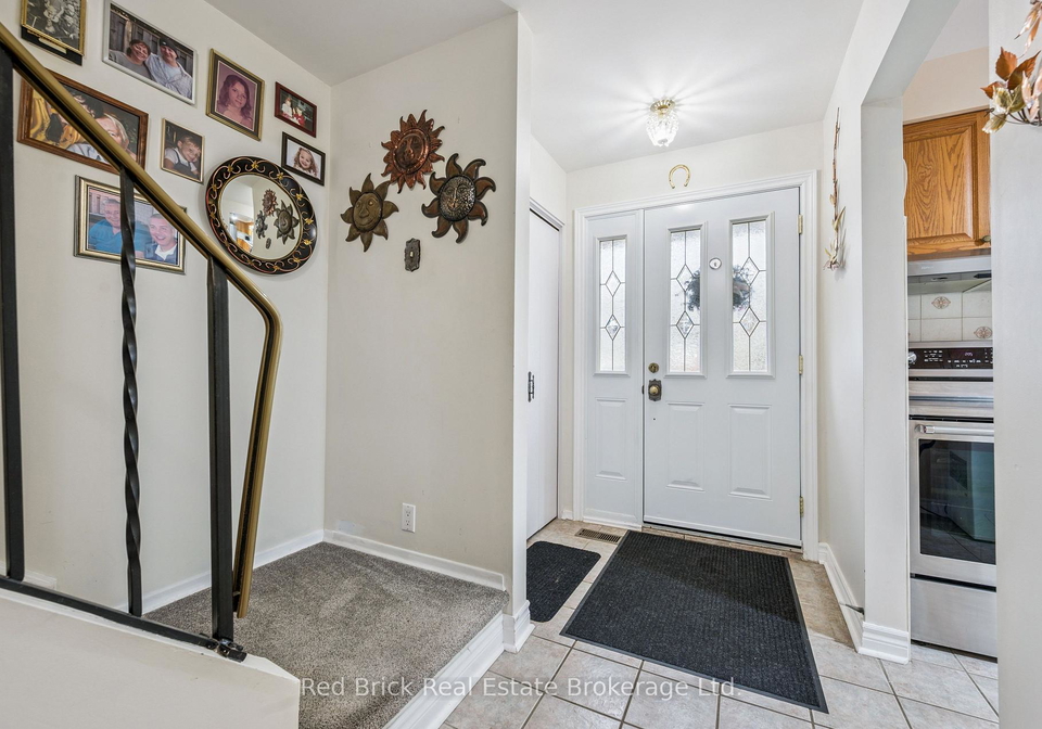 53-shadeland-crescent-kitchener-ontario-x12999614
