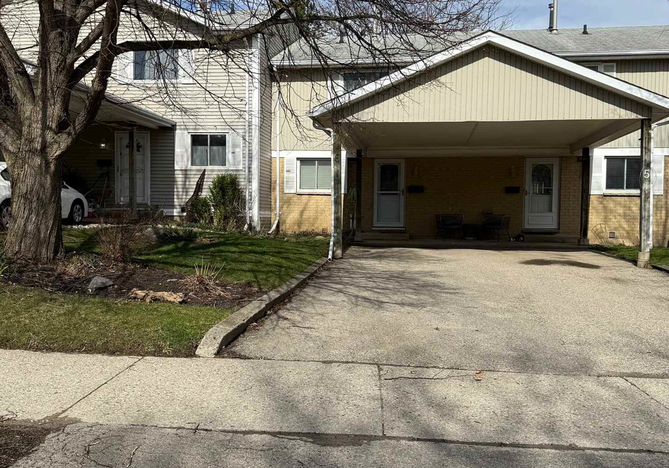 255-northlake-drive-waterloo-ontario-x12999624