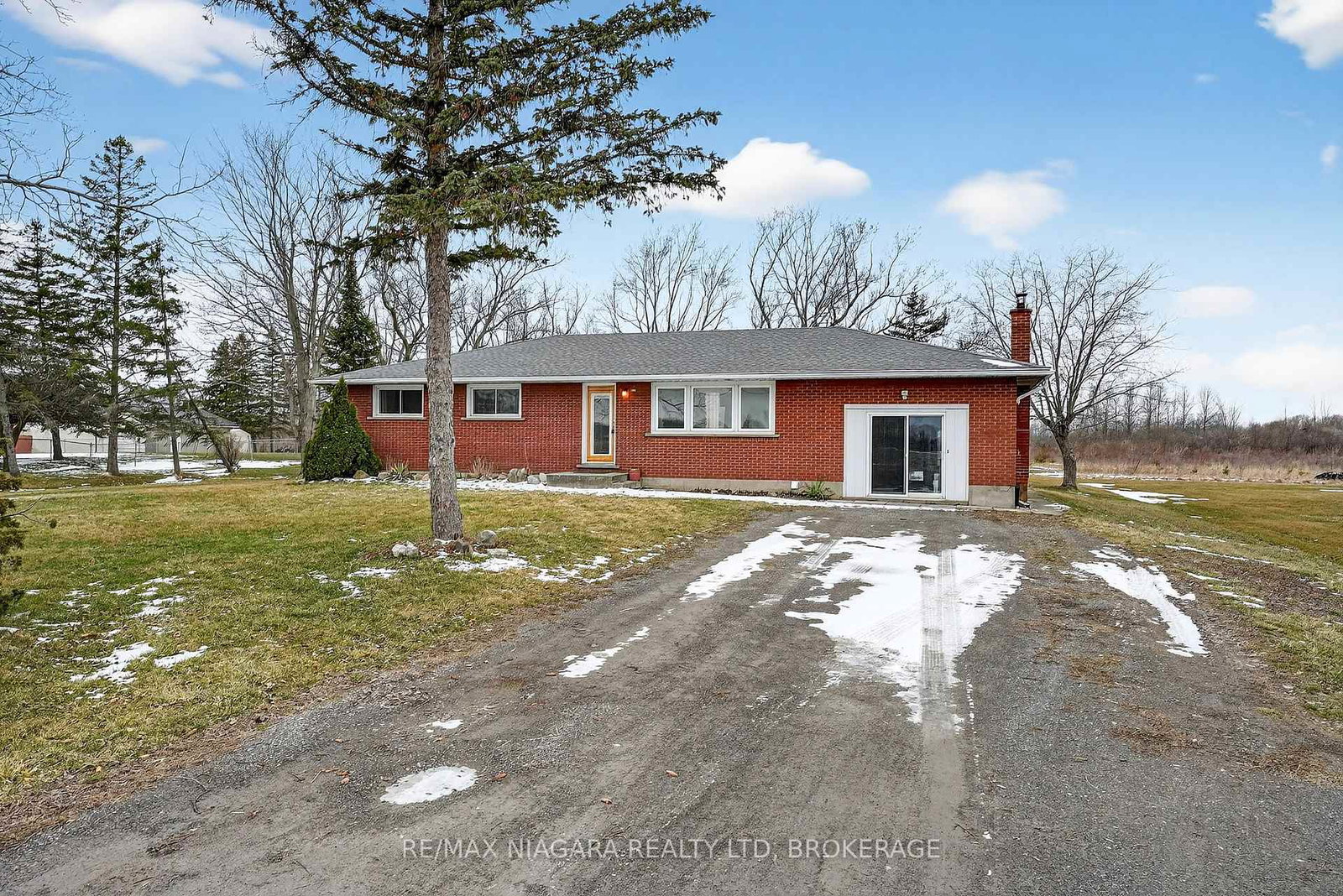 3818-elm-street-port-colborne-ontario-x12999648