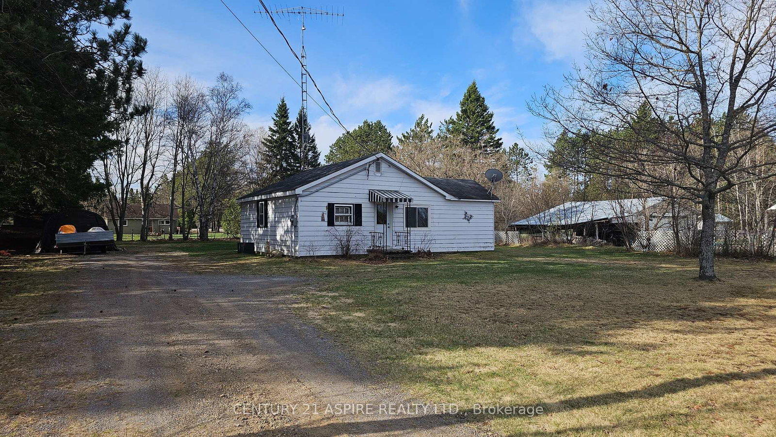 51-major-lake-road-south-algonquin-ontario-x12999754