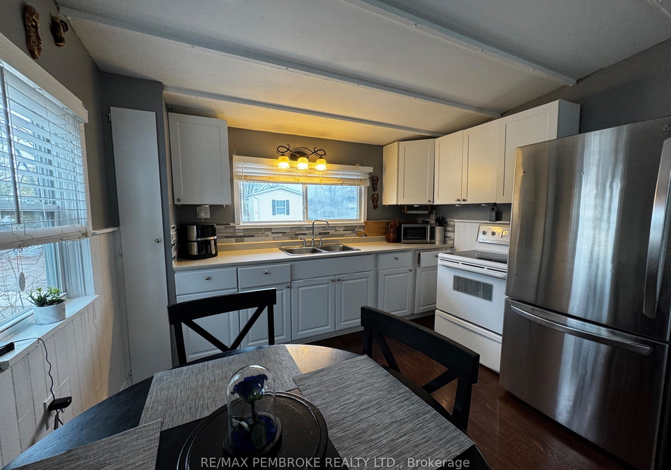 72-pinehurst-estates-petawawa-ontario-x12999770