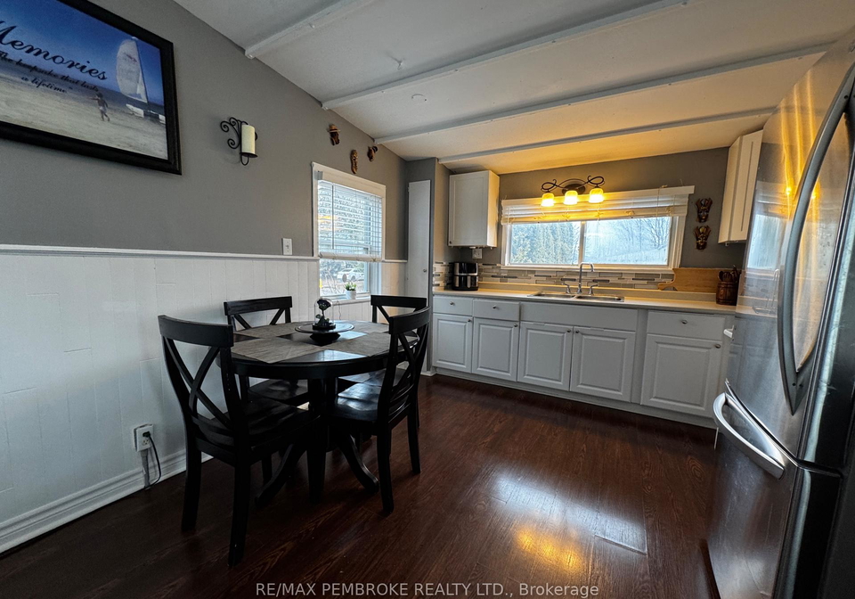 72-pinehurst-estates-petawawa-ontario-x12999770
