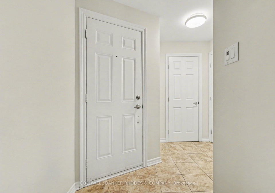 60-mayflower-private-ottawa-ontario-x12999816