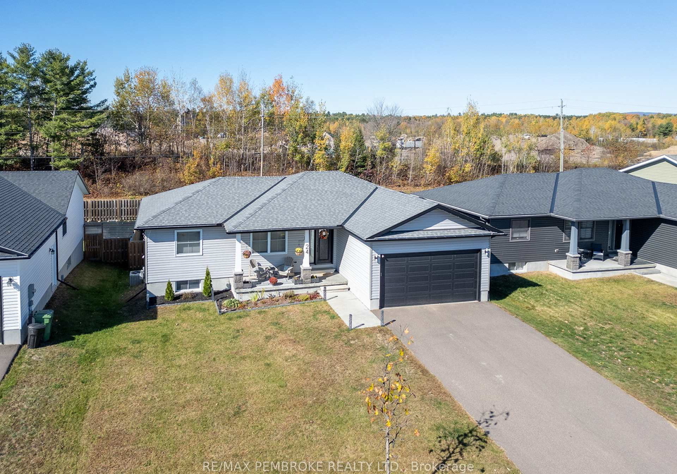 24-terrance-drive-petawawa-ontario-x12999900