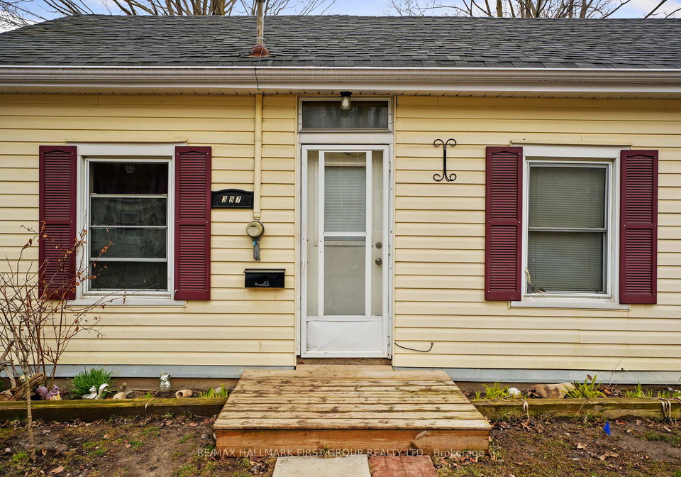 387-389-john-street-cobourg-ontario-x12999930