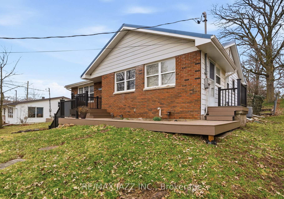 194-st-lawrence-street-w-centre-hastings-ontario-x13000018