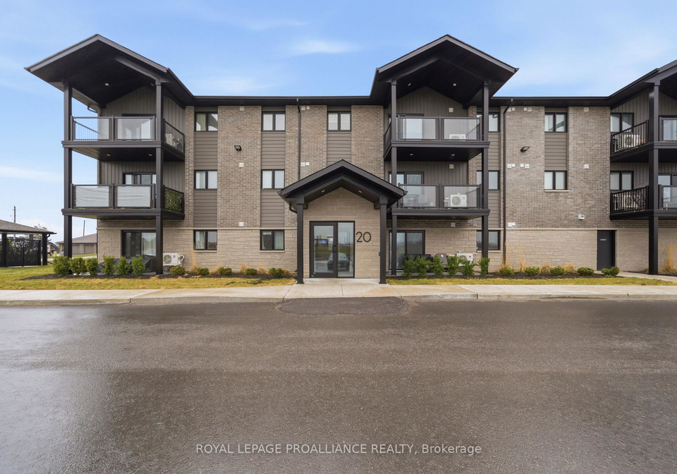 20-hillside-meadow-drive-quinte-west-ontario-x13000212