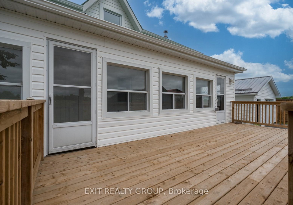 169-east-hungerford-road-tweed-ontario-x13000460
