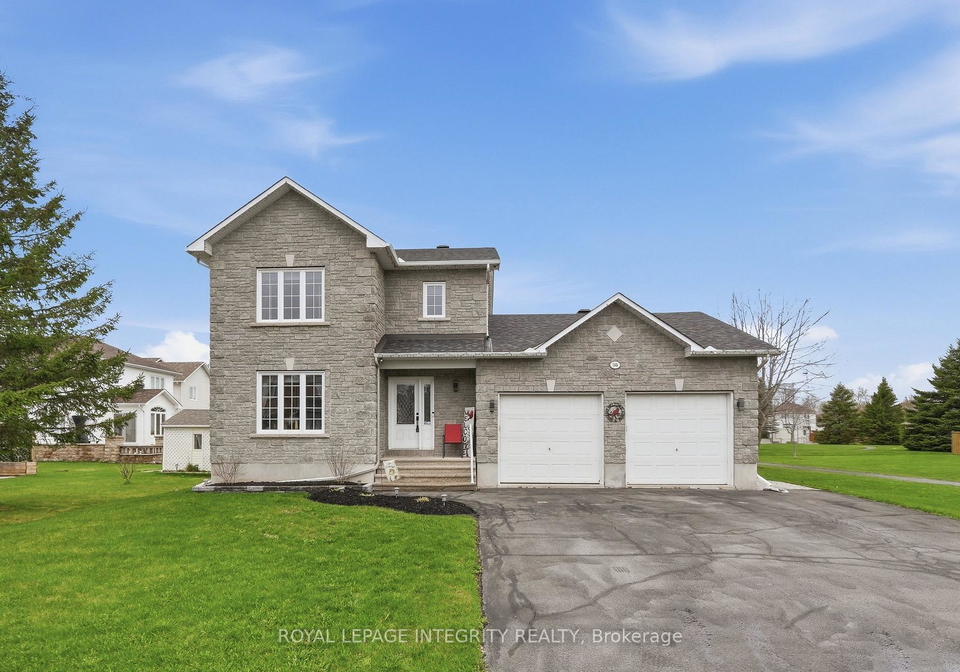 36-frontenac-boulevard-russell-ontario-x13000762