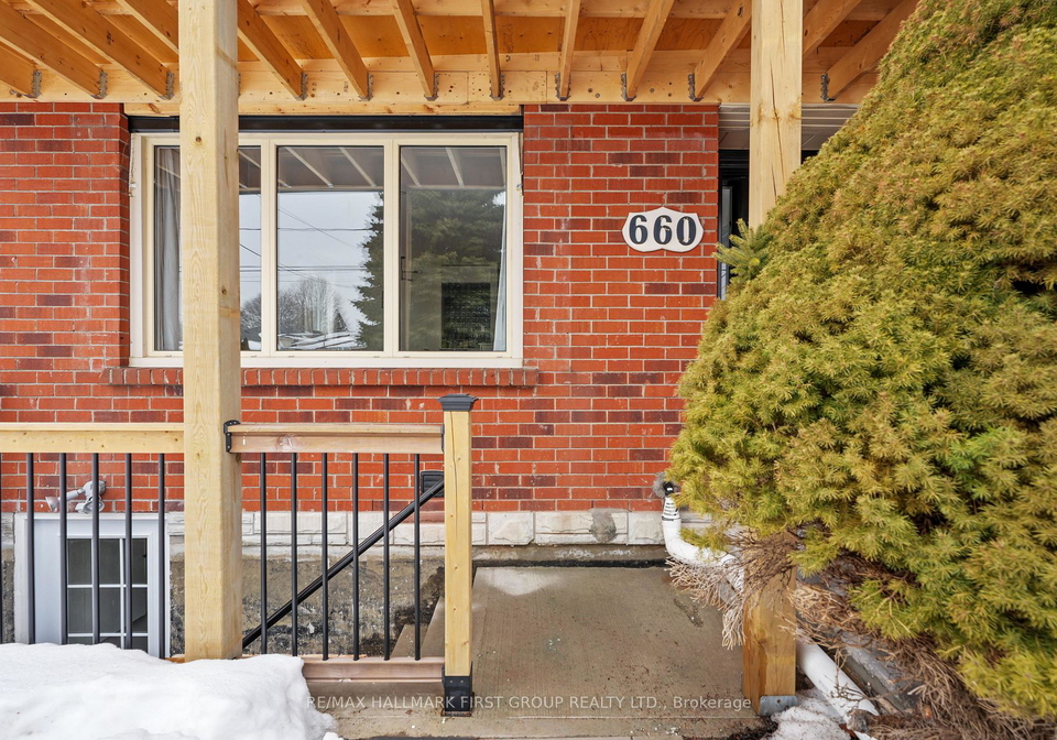660-mackechnie-crescent-cobourg-ontario-x13000790