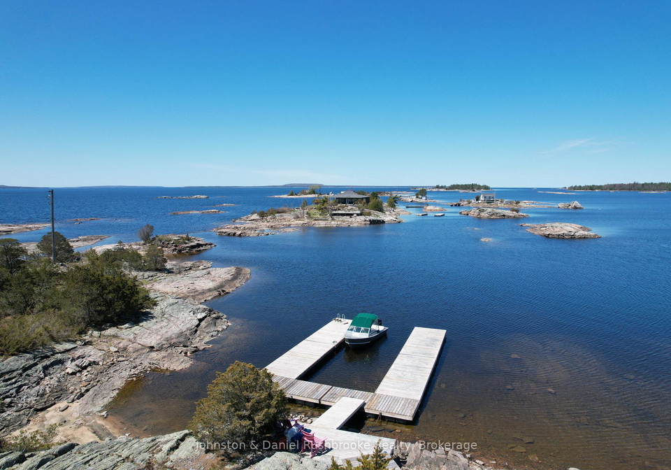 2-island-1210-georgian-bay-ontario-x13000996