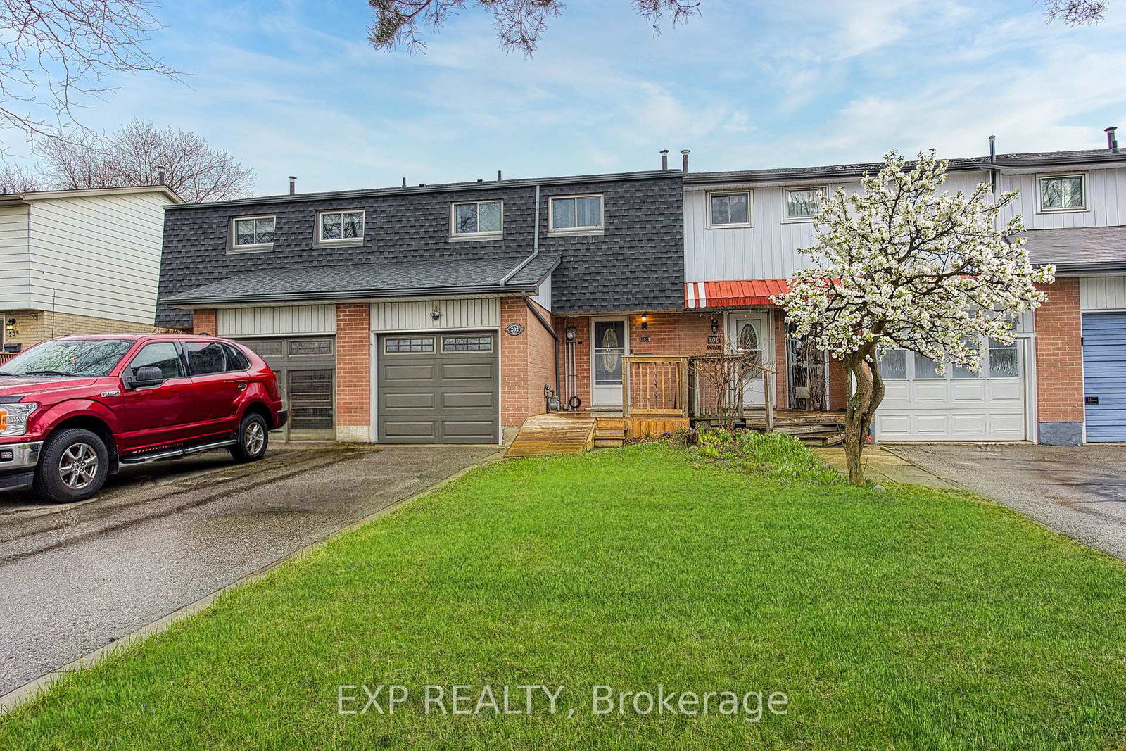 202-golden-orchard-drive-hamilton-ontario-x13001108