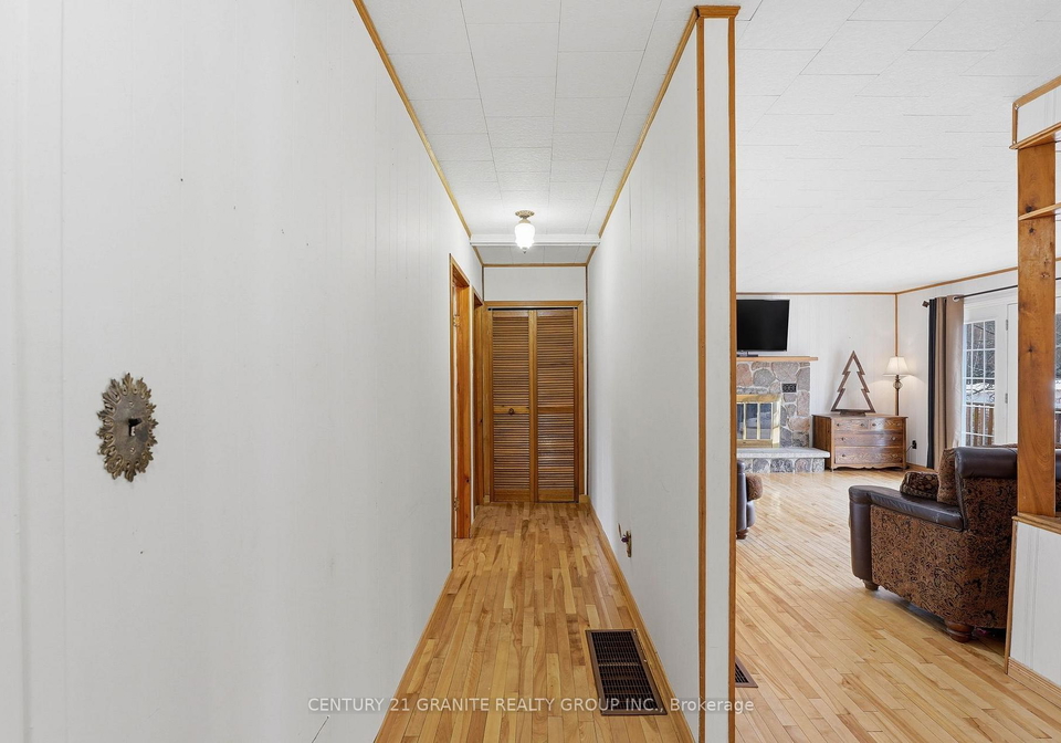 301-hybla-road-hastings-highlands-ontario-x13001236