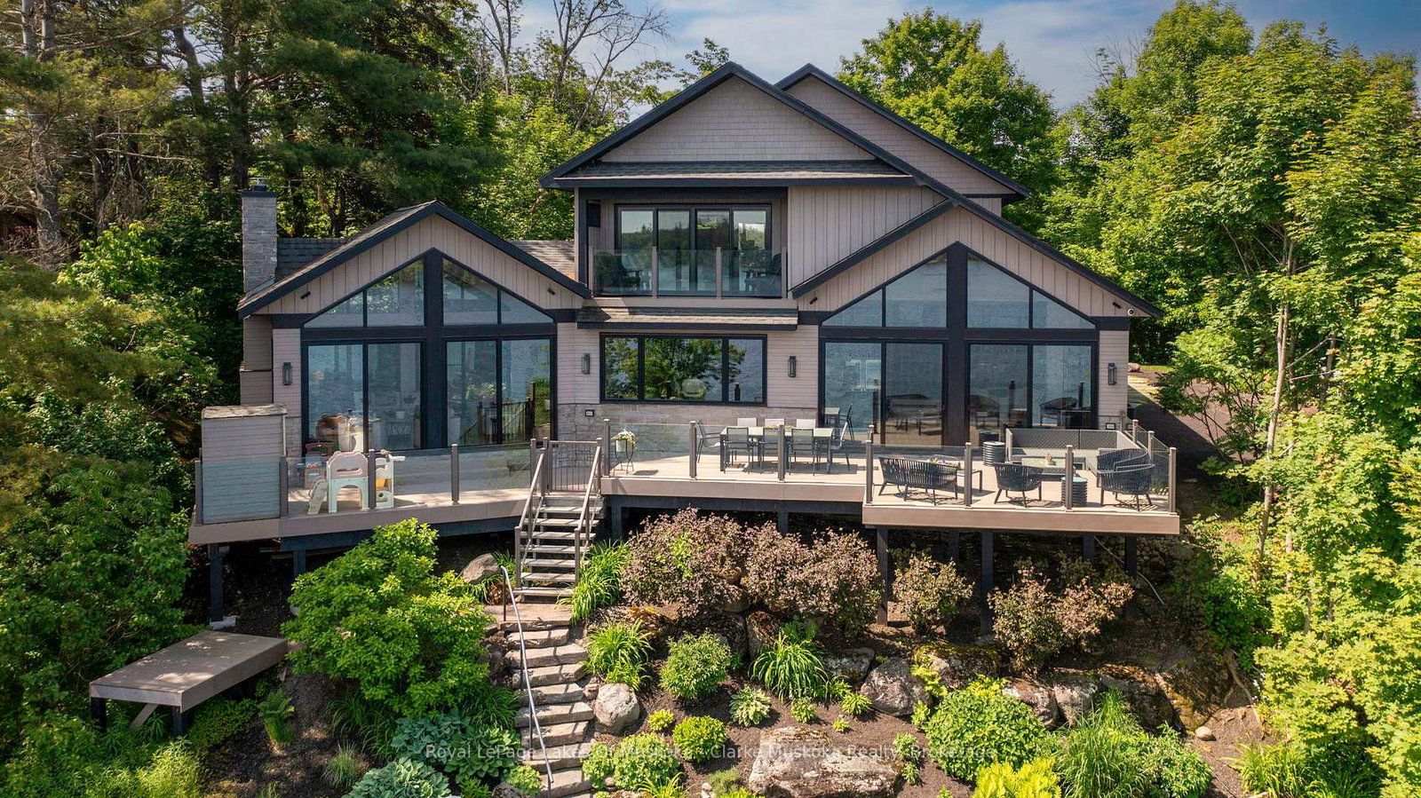 305-wapaska-crescent-gravenhurst-ontario-x13001242