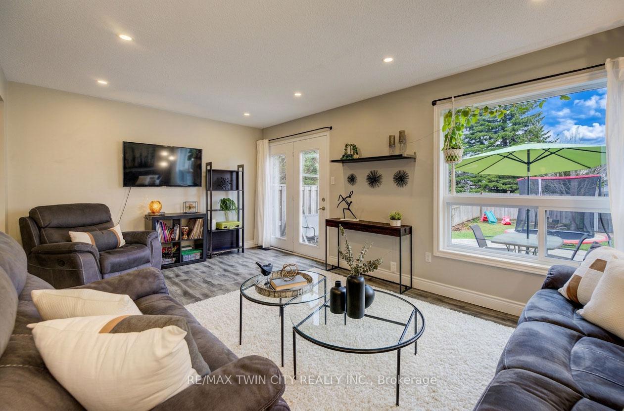 444-annapolis-court-waterloo-ontario-x13001414