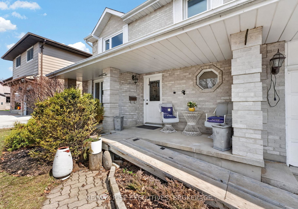 880-lancaster-drive-kingston-ontario-x13001702