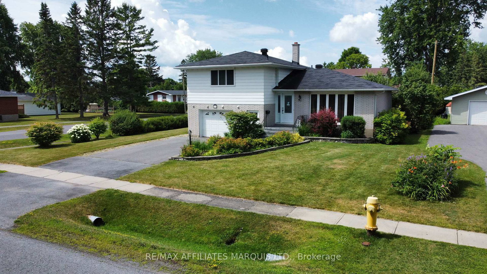 11-ault-drive-south-stormont-ontario-x13001790