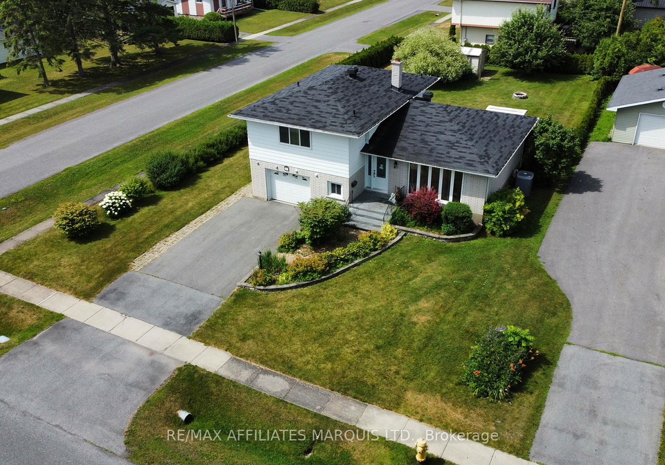 11-ault-drive-south-stormont-ontario-x13001790