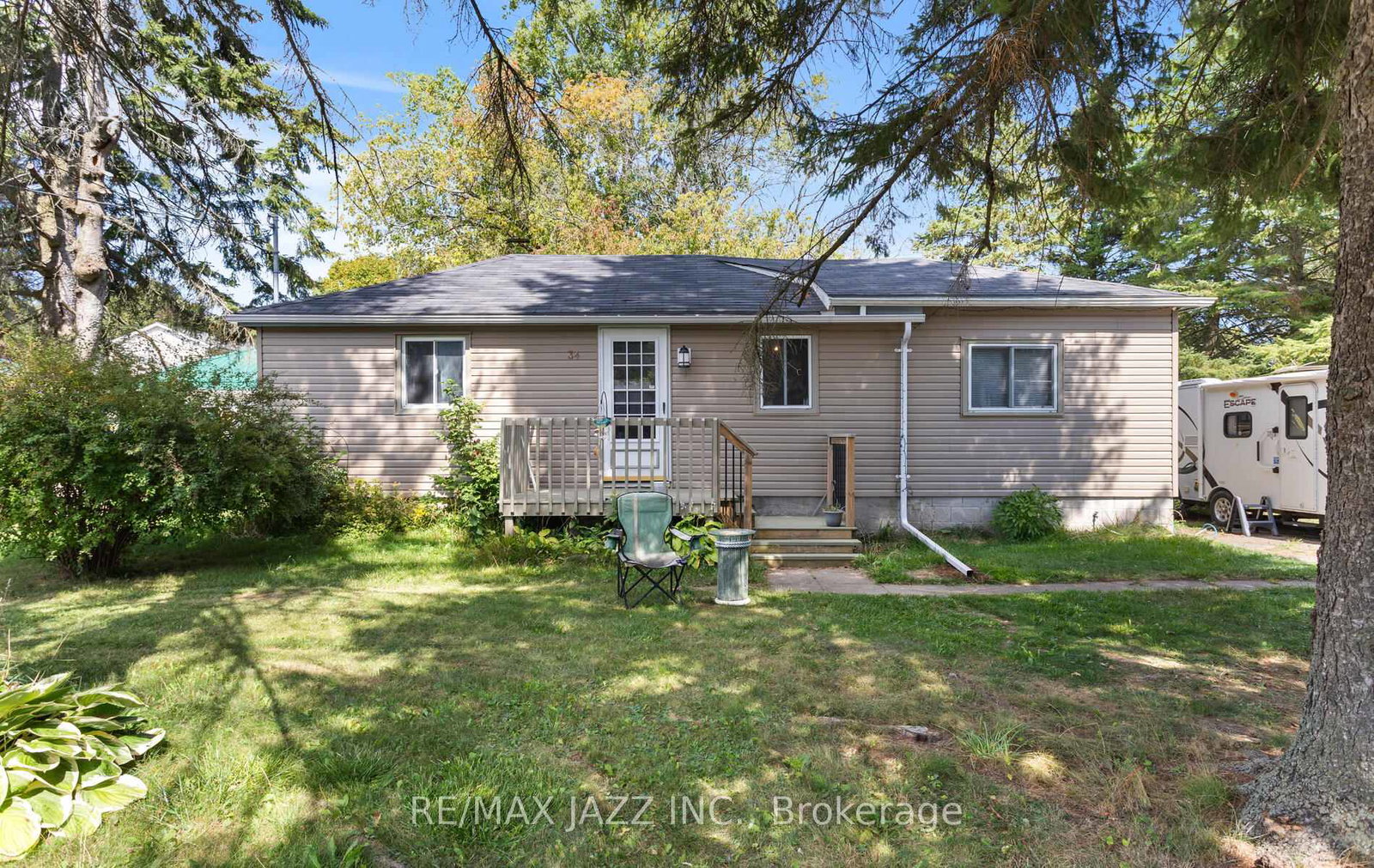34-fawcette-avenue-prince-edward-county-ontario-x13002020
