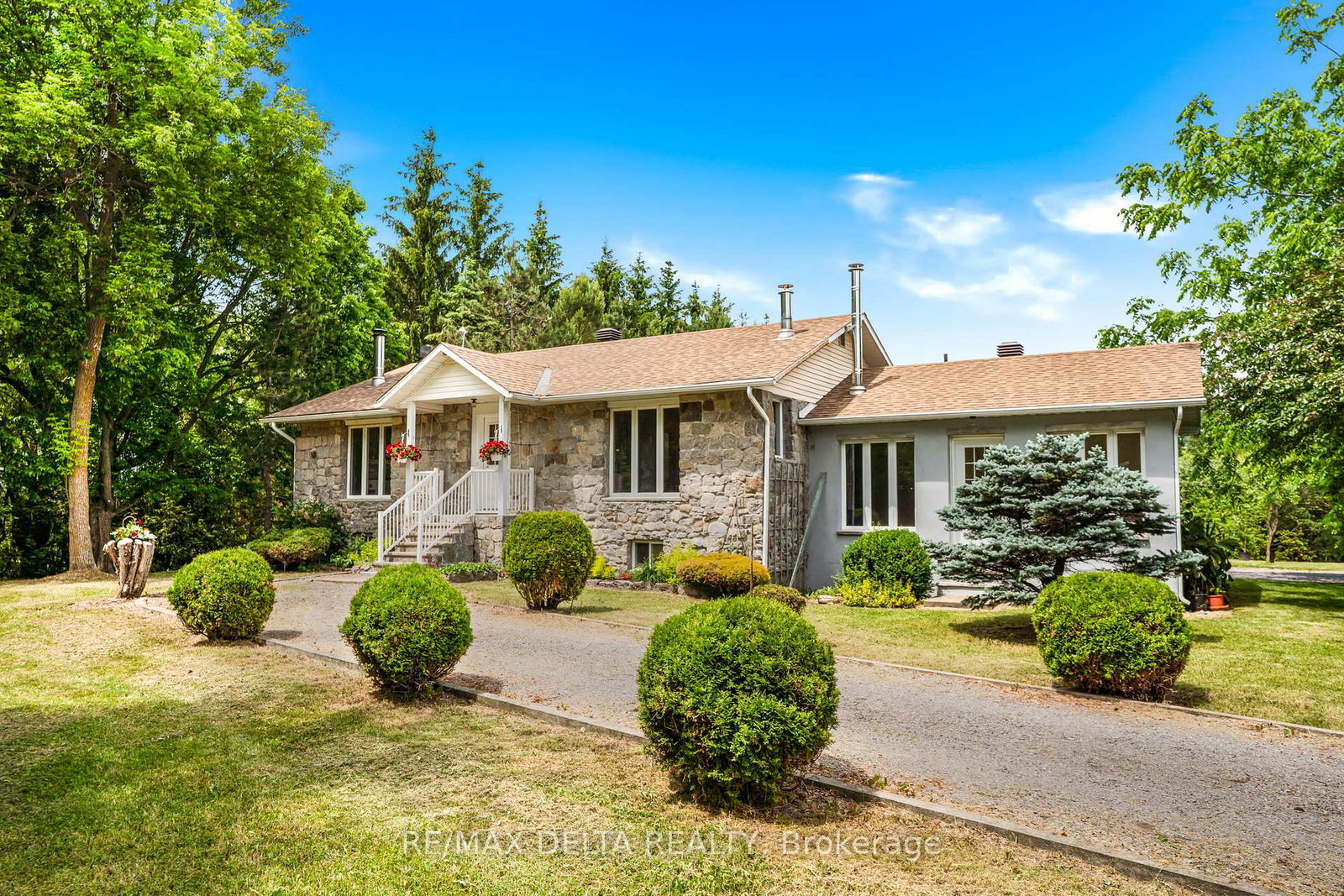 2685-concession-7-road-east-hawkesbury-ontario-x13002190